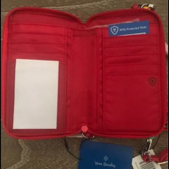 Vera Bradley crossbody bag in retired Rumba print. - Picture 2 of 5